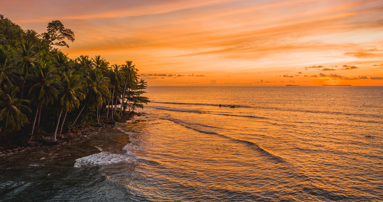 Wijaya Beach, Sri Lanka