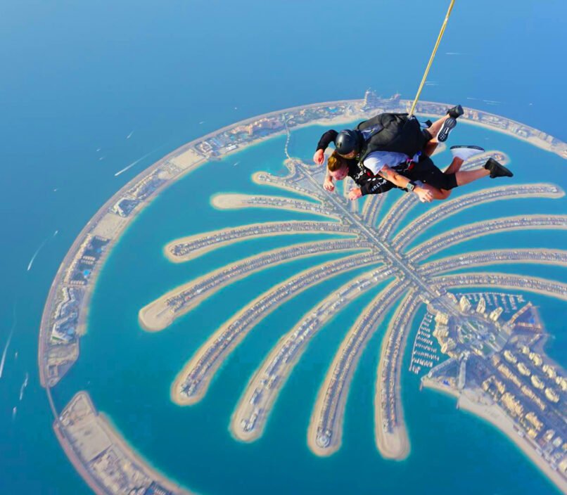 Skydiving In Dubai over Palm Jumeirah